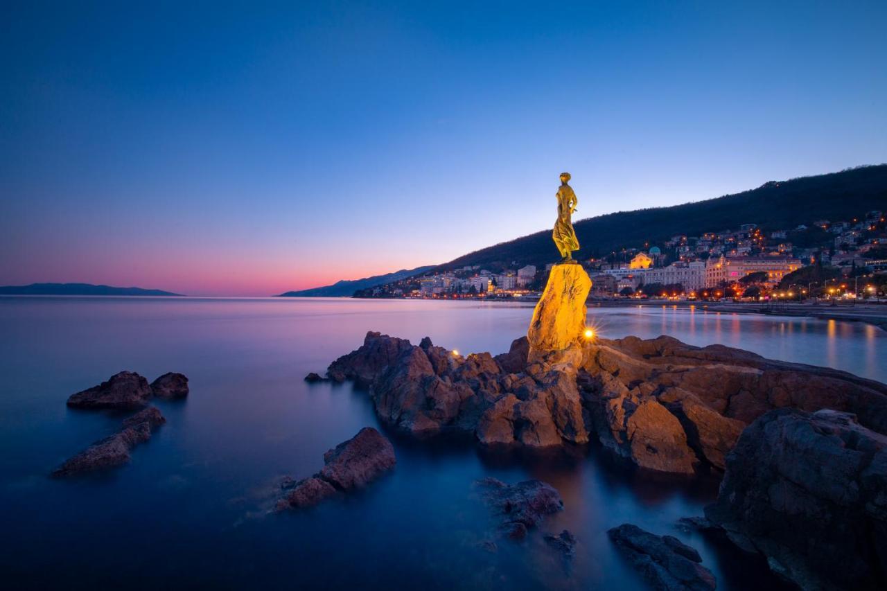 My Way Room, Parking, Sea View, Terrace Rijeka Exteriör bild